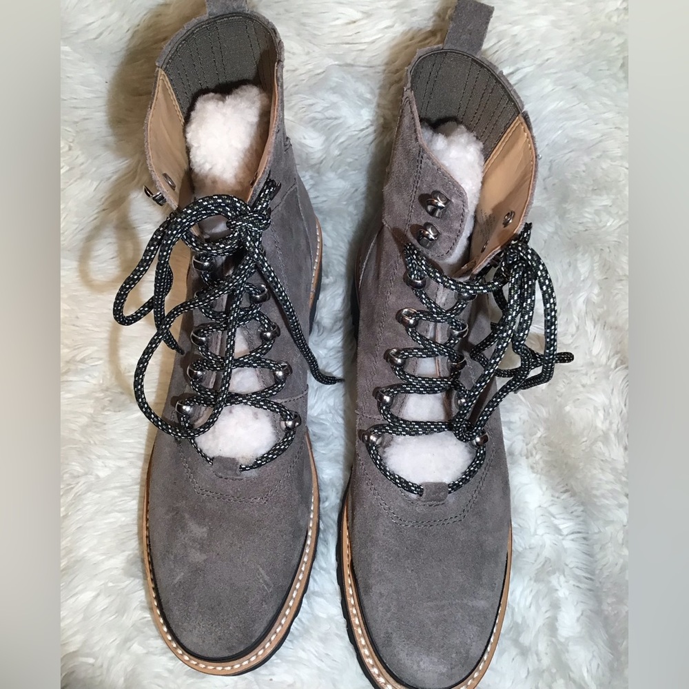 Marc fisher lzzie leather boots size 9
